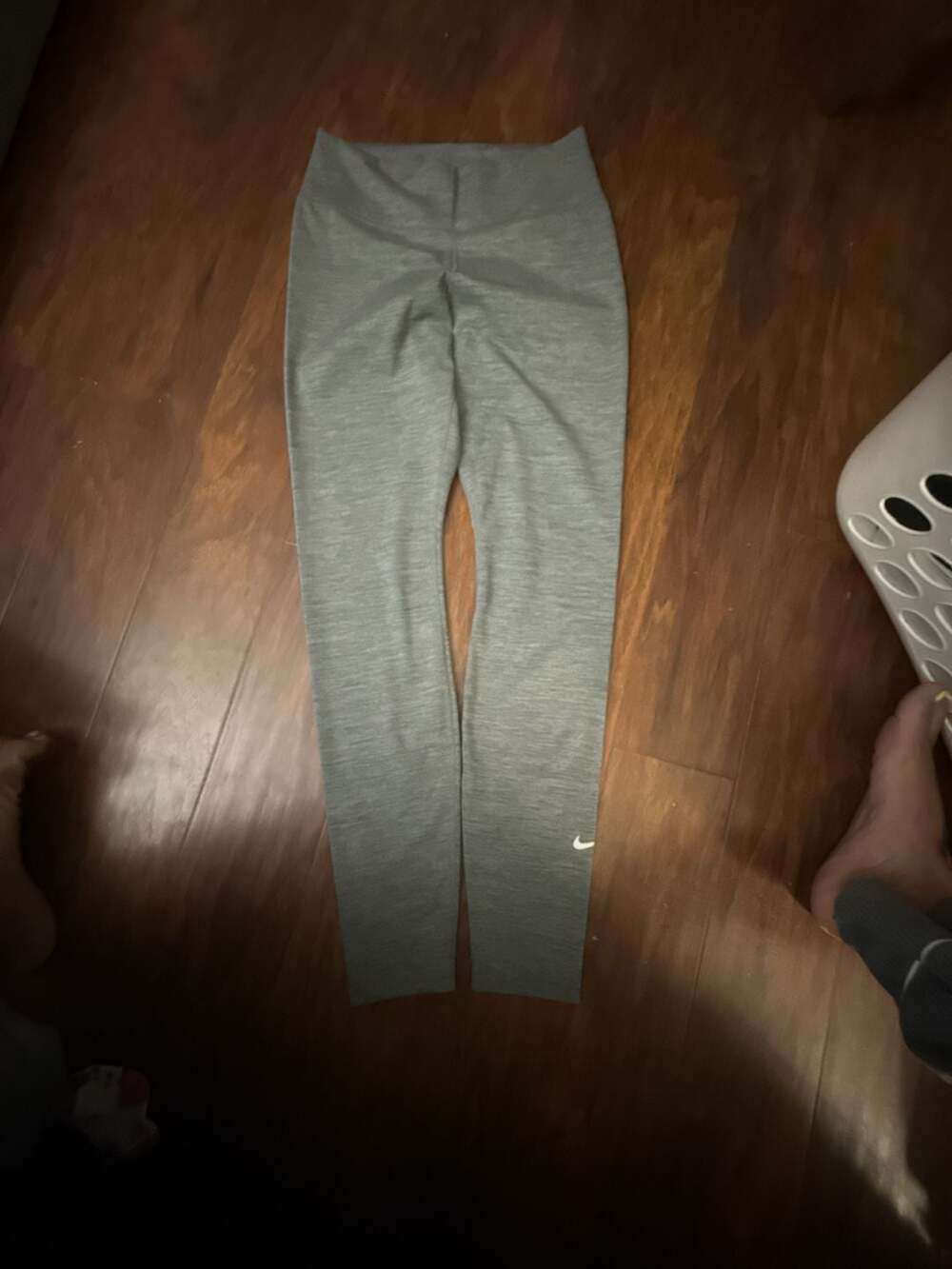 Nike Pro 365 Dri-FIT Women's Mid-Rise Full-Length Leggings in Heather Grey